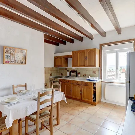 Les Bois Noirs - Appt Vue Montagne Arconsat